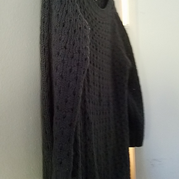 Beautiful charcoal grey sweater - Picture 2 of 5